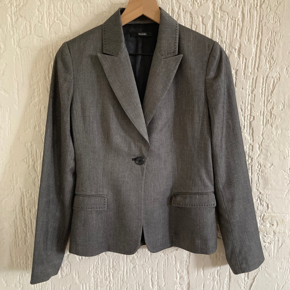 Tahari Gray Blazer Jacket Size 4